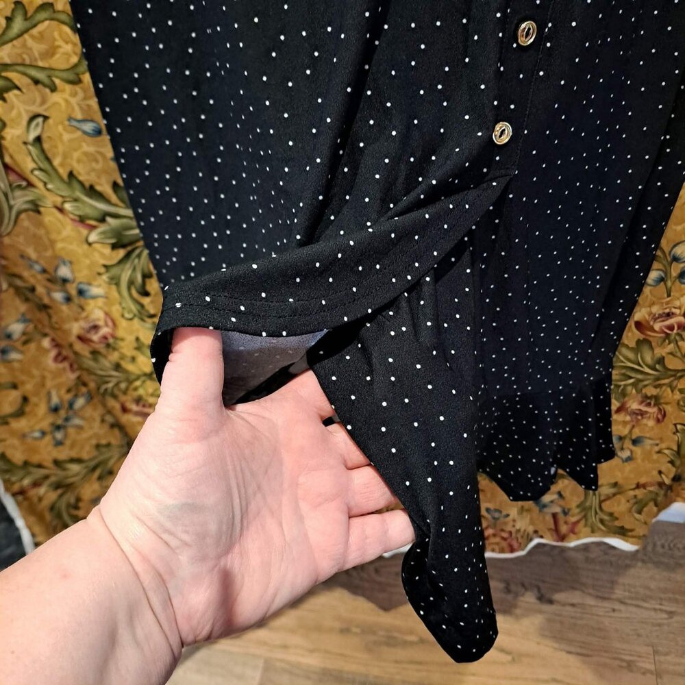 NWT new with tag polka dot skirt with ruffles and buttons - Picture 5 of 9